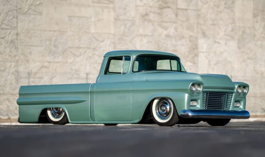 Custom 1959 Chevrolet Apache 3100 Fleetside Pickup