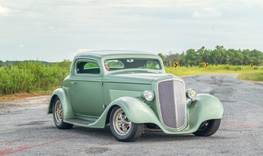 327-Powered 1935 Chevrolet Coupe Street Rod