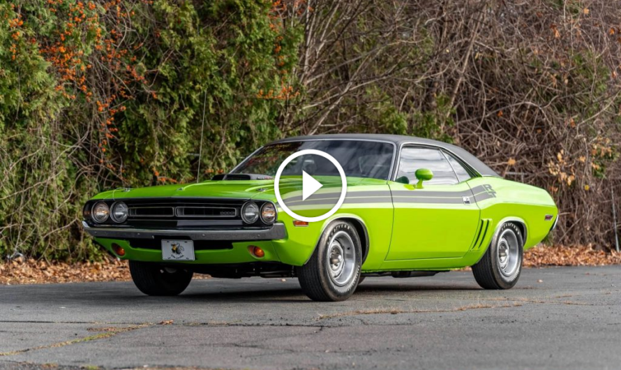 1971 Dodge Challenger R/T 426 Hemi