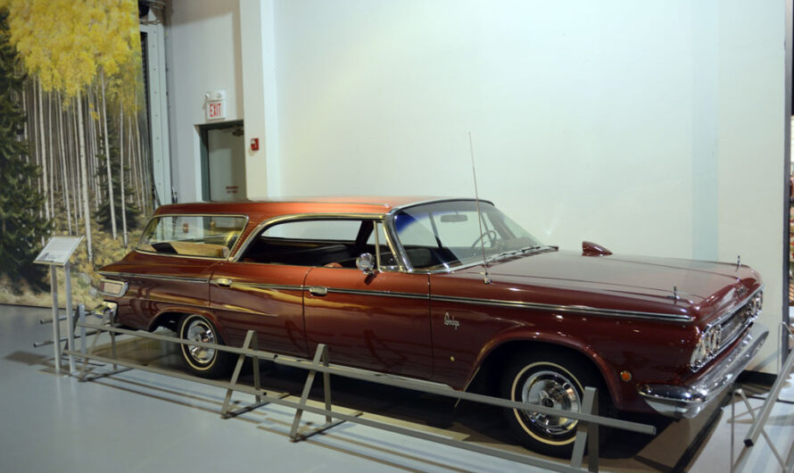 1964 Dodge 880 Series Custom 880 Station Wagon