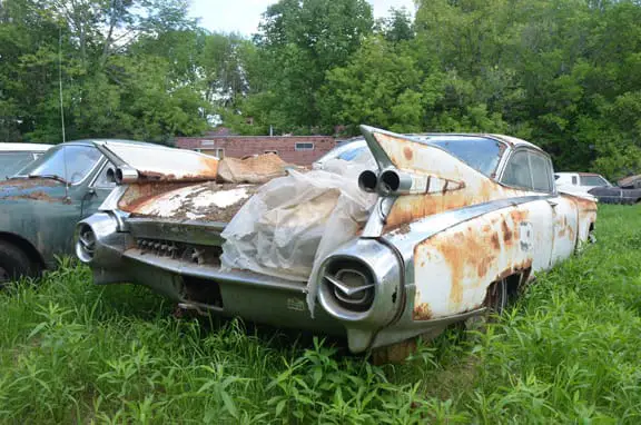  The 1959 Cadillac Eldorado Seville sold for $16,500. It is body number 271.