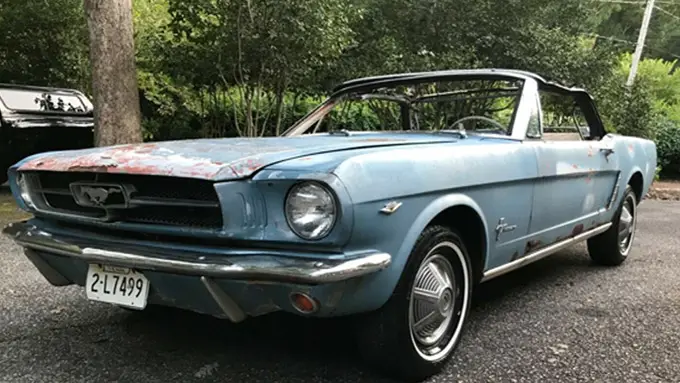 Surviving the Test of Time: The 1965 Ford Mustang’s Epic Battle Against Rust in Dearborn!