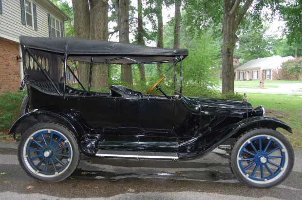 1917 Dodge Bros Model 30 Touring Edition Roadster.