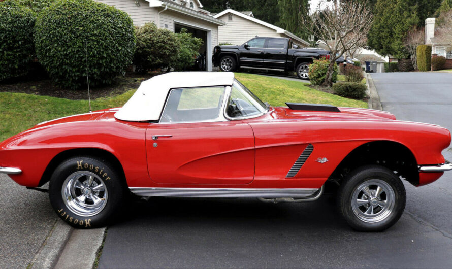 1962 Chevrolet Corvette Is an Unlikely Gasser, Flexes Meaty Hoosier Tires