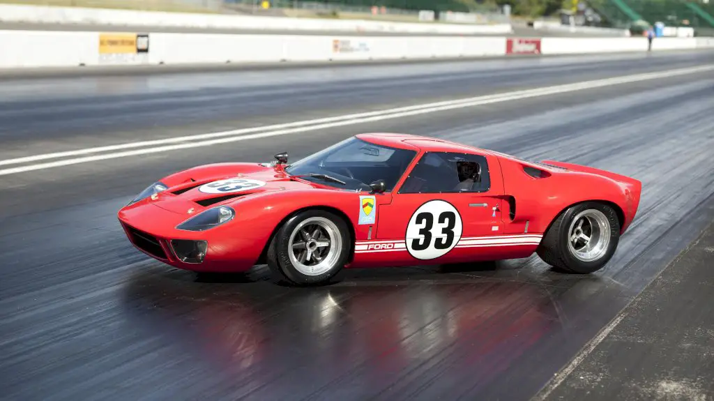 The-1966-Ford-GT40