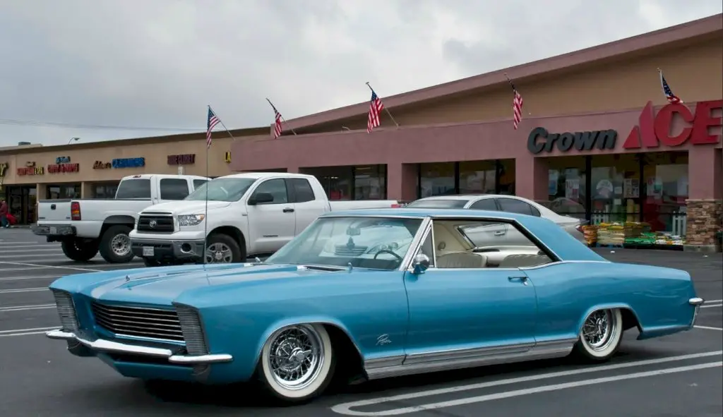 The-1965-Buick-Riviera