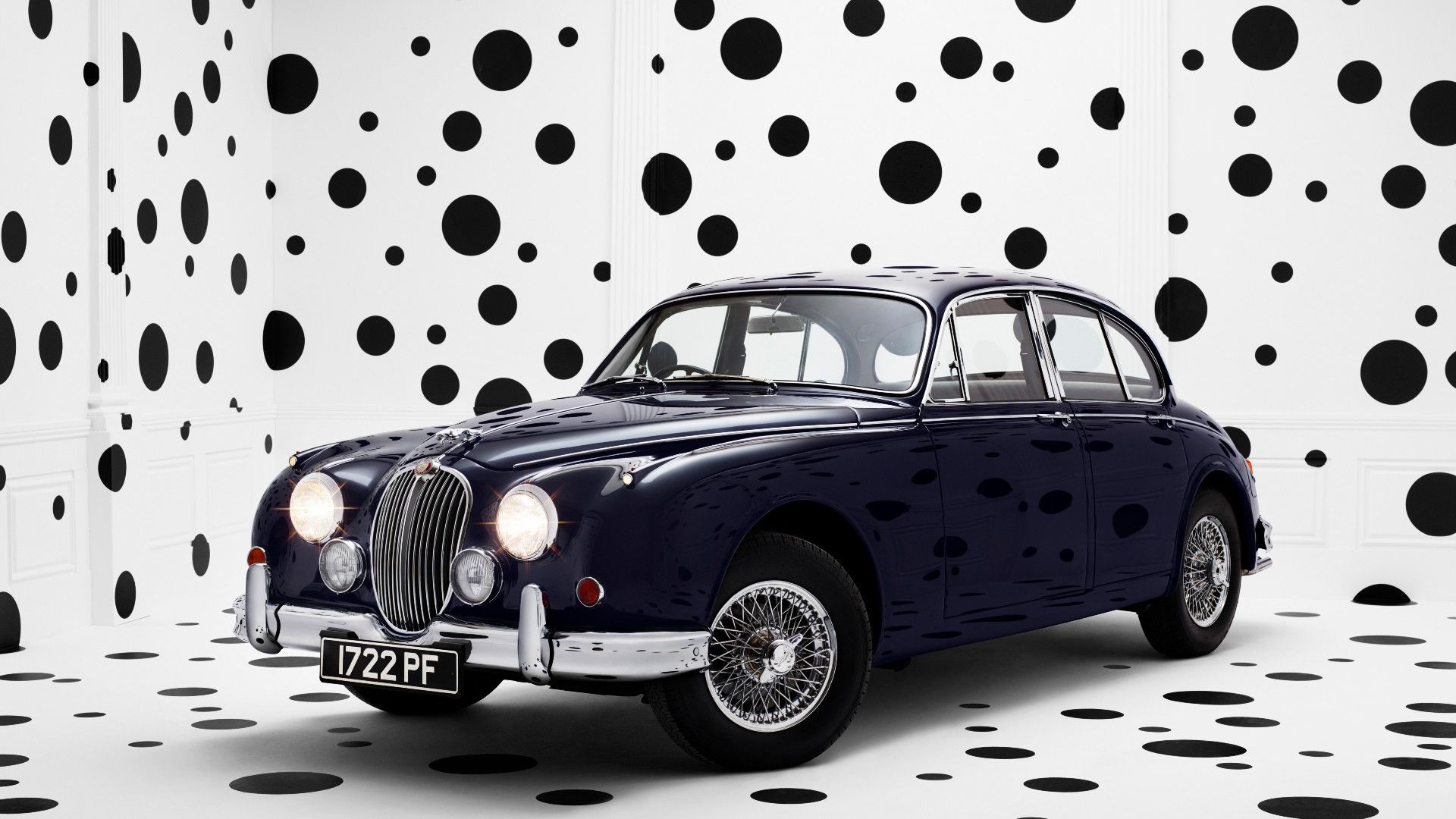 Jaguar Mark 2 during a photoshoot