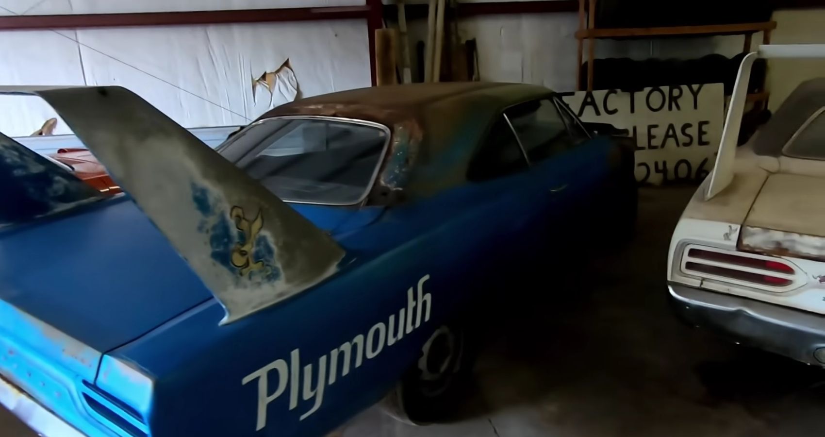 Plymouth Superbird And Dodge Charger Daytona Barn Finds Lineup Rear View