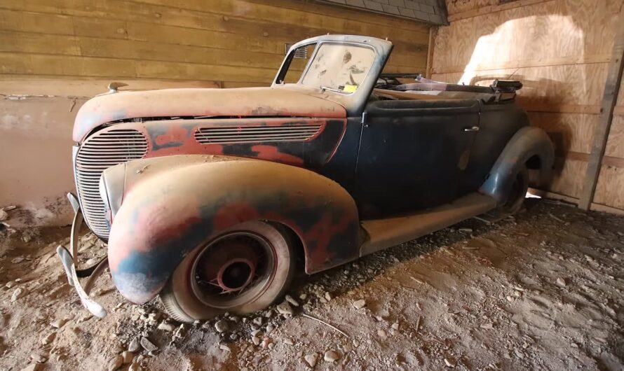 Rare 1938 Ford Convertible, Hidden for Decades, Emerges in Astonishing Condition