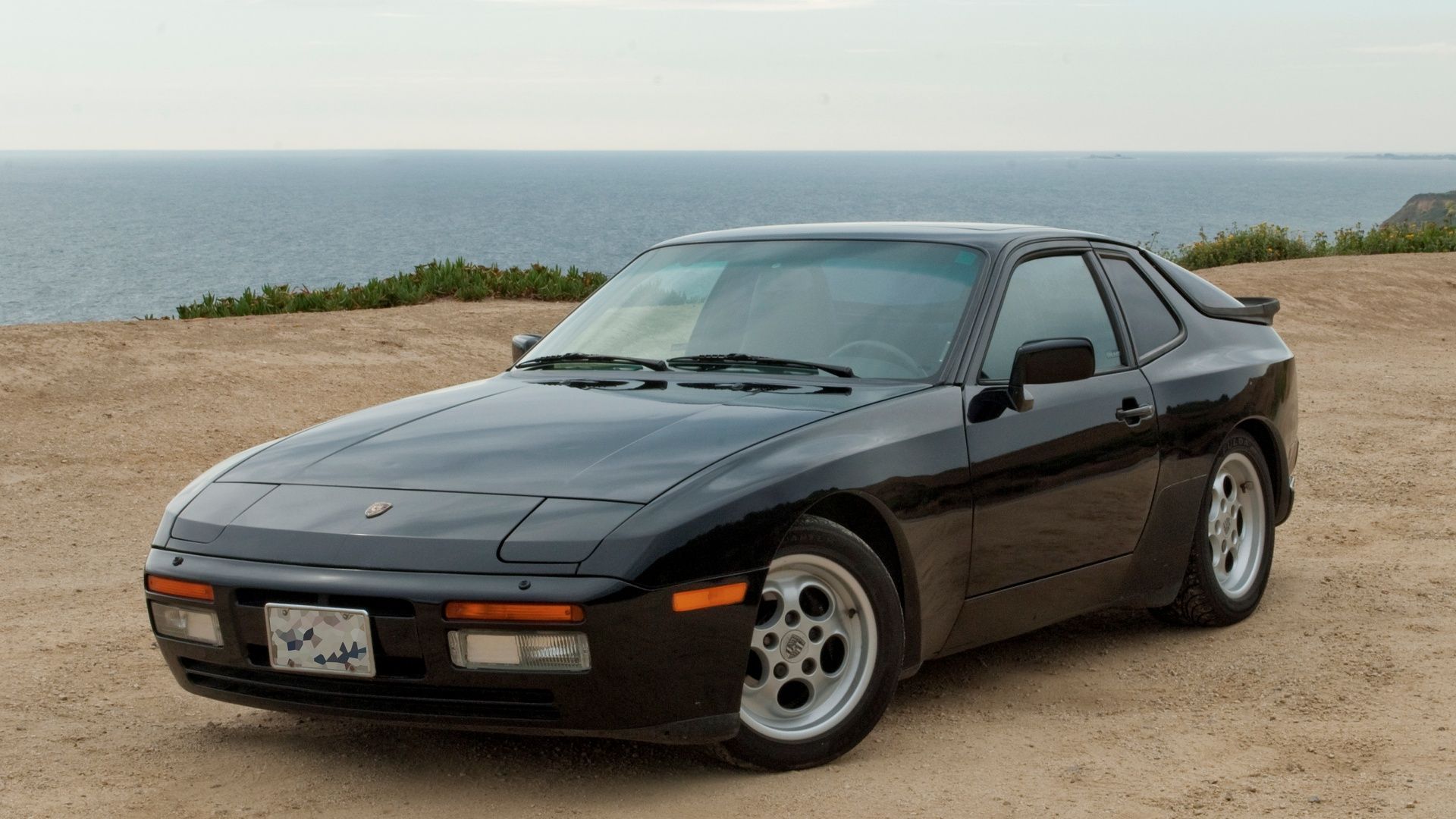 black 1986 Porsche 944 Turbo